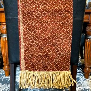 Table Runner w/Gold Tussle Fringe
